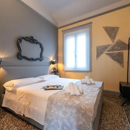 아파트 La Mirandola - Centralissimo Luxury Loft