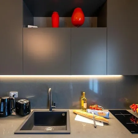 La Mirandola - Centralissimo Luxury Loft 라팔로